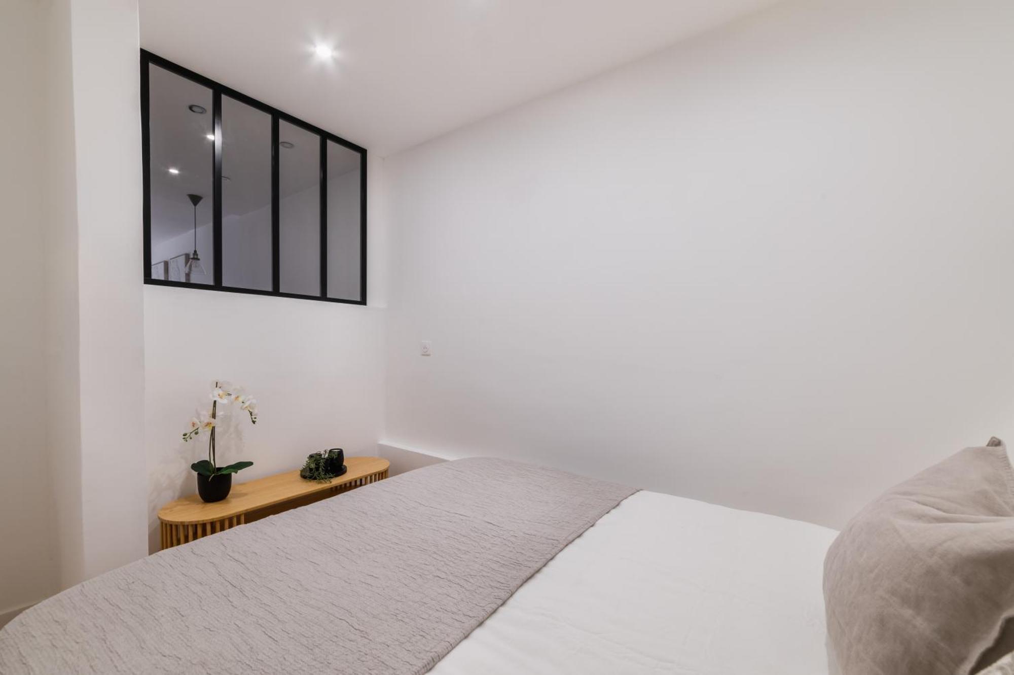 Appartement Flat Rue D'assas Private Garden Parijs